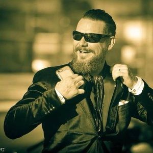 Meet your Posher, Jason